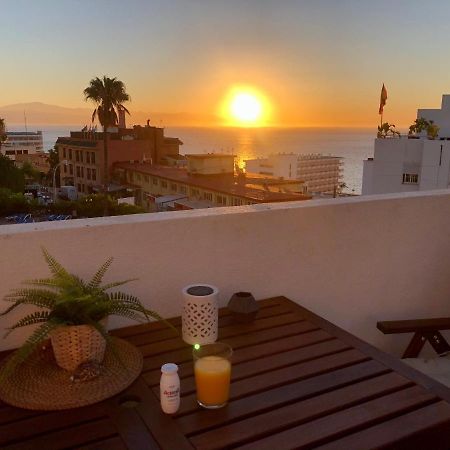 El Cortijuelo. Magnificent Triplex Terraced House With Rooftop Of 18M2, Overlooking The Sea. Parking Torremolinos Esterno foto