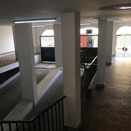 El Cortijuelo. Magnificent Triplex Terraced House With Rooftop Of 18M2, Overlooking The Sea. Parking Torremolinos Esterno foto