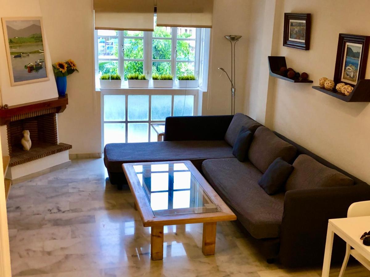 El Cortijuelo. Magnificent Triplex Terraced House With Rooftop Of 18M2, Overlooking The Sea. Parking Torremolinos Esterno foto