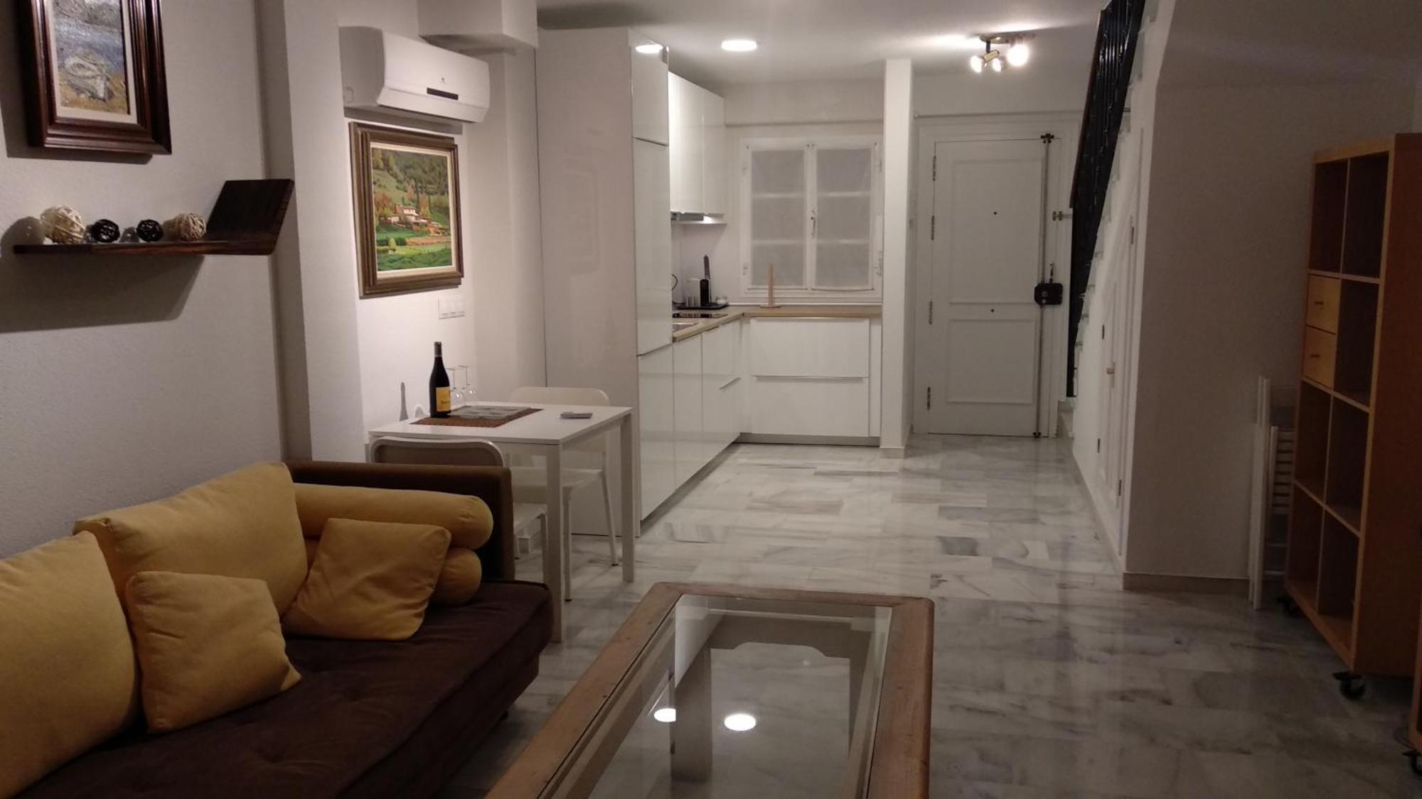 El Cortijuelo. Magnificent Triplex Terraced House With Rooftop Of 18M2, Overlooking The Sea. Parking Torremolinos Esterno foto