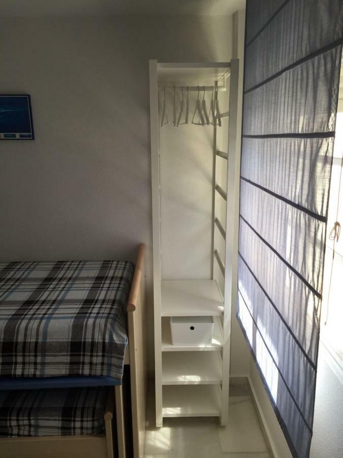 El Cortijuelo. Magnificent Triplex Terraced House With Rooftop Of 18M2, Overlooking The Sea. Parking Torremolinos Esterno foto