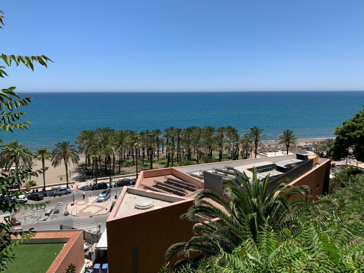 El Cortijuelo. Magnificent Triplex Terraced House With Rooftop Of 18M2, Overlooking The Sea. Parking Torremolinos Esterno foto